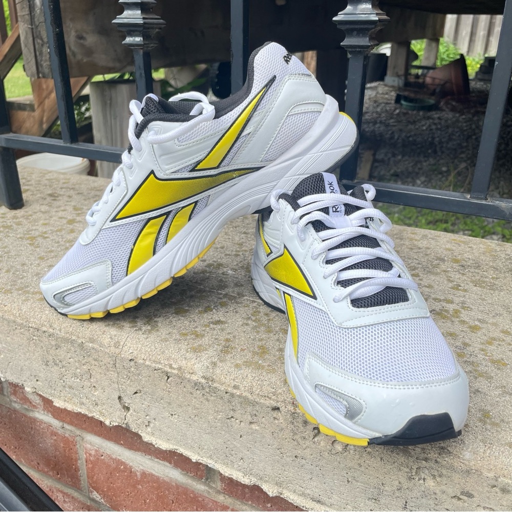 Reebok Men's White and Yellow Athletic Sneakers Size US 9 EUR 42.5 (27 cm)